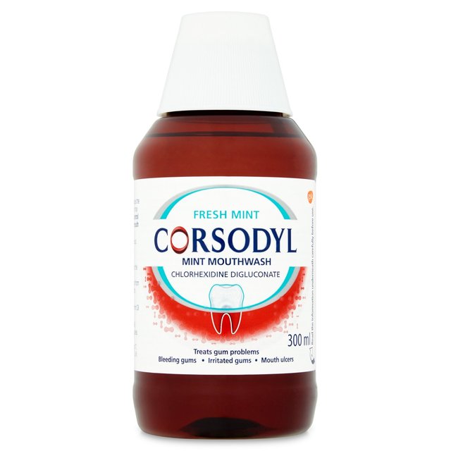 Corsodyl Gum Problem Treatment Mouthwash Mint 300ml