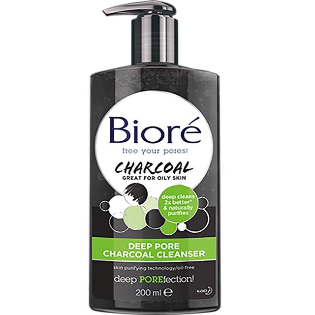 Biore Charcoal Pore Cleanser 200ml