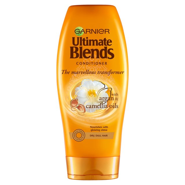 Garnier Ultimate Blends Argan Oil Shiny Hair Conditioner 360ml