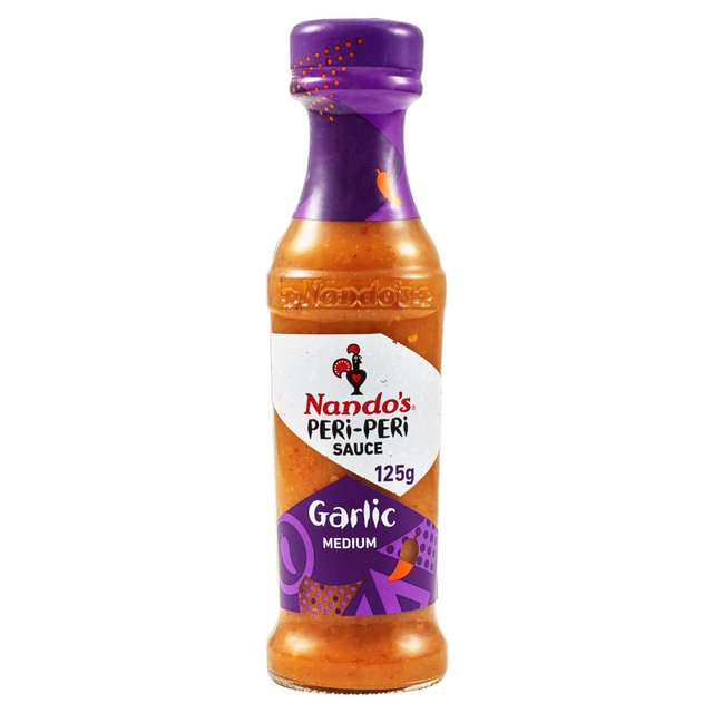 Sauce péri-péri-péri-péri-ail à l'ail de Nando 125g