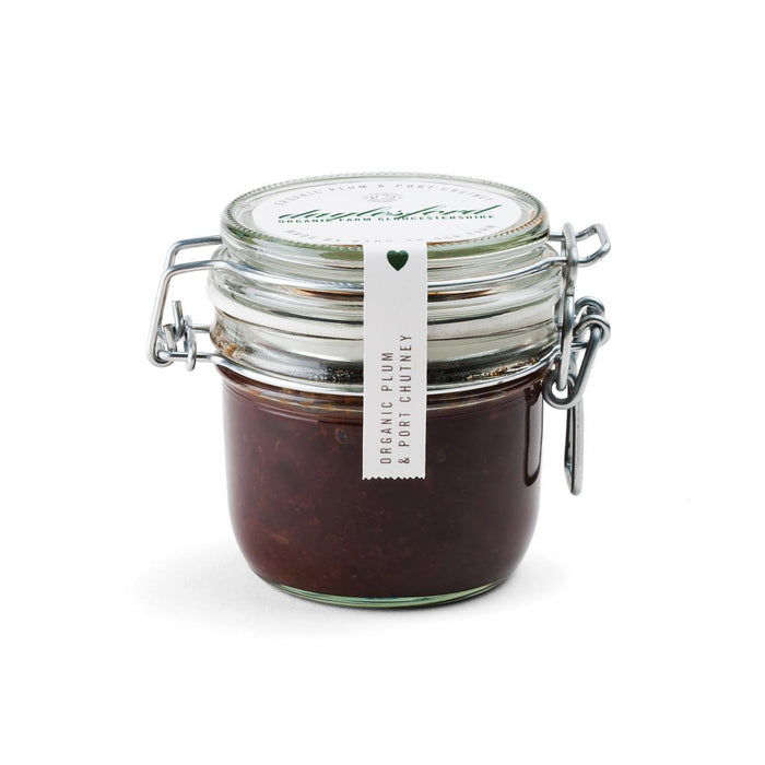 Daylesford Organic avec Plums & Port Chutney 220G